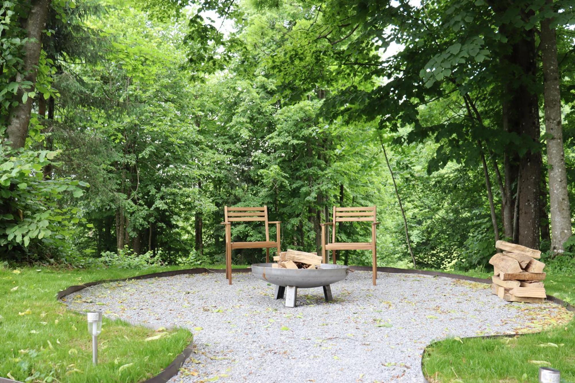 Hotel T'Glamp Bee House Rovte Exterior foto